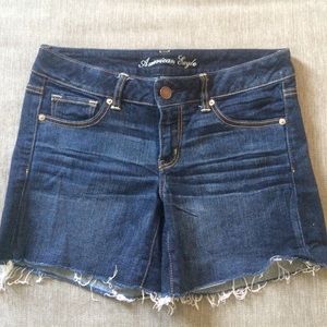 American Eagle stretch denim shorts 10