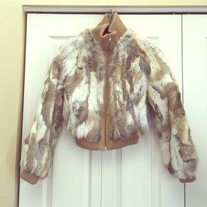 Cropped genuine rabbit fur bomber- jacket.