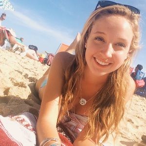 Meet your Posher, Paige