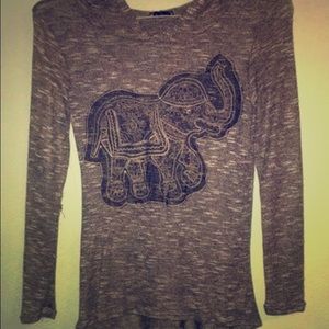Grey elephant top