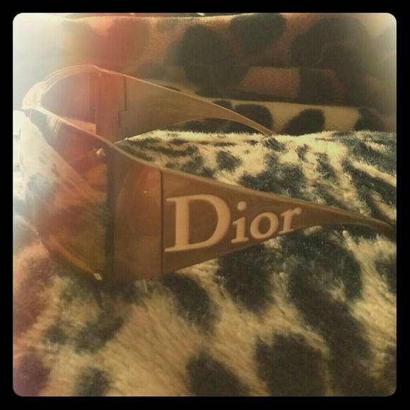 Dior Overshine 2 Gold Sunglasses