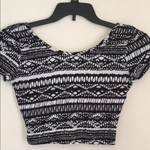 Black & white crop top