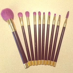 Makeup Brushes by Sonia Kashuk