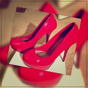 Size 7 red patent leather heels