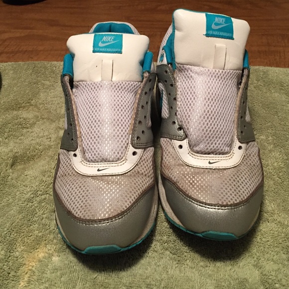 💙Price Drop 💙Nike Air Max