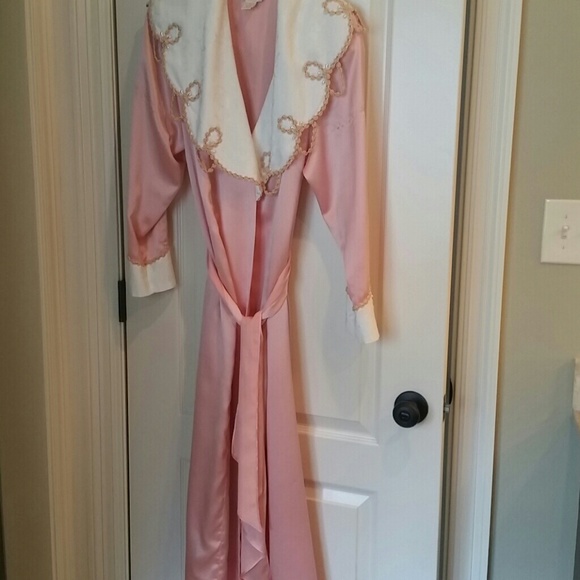 Pretty in pink, for the lady who likes pink bubbly