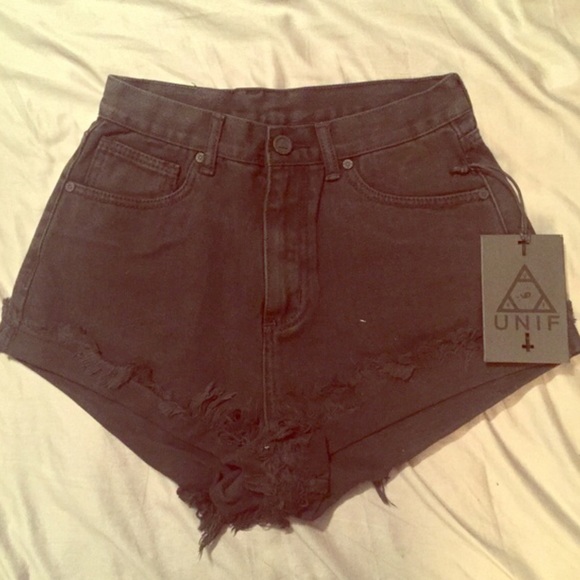 UNIF Vada Shorts