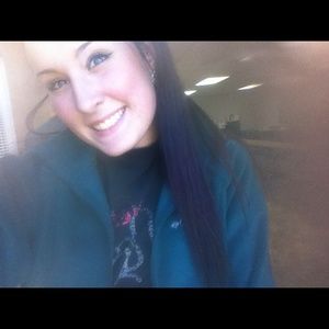 Meet your Posher, Sierra