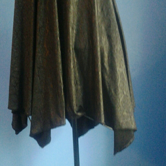 TODAYS  SALE  ONLY. ....Nwot.     Elegant  Top. - Picture 3 of 4