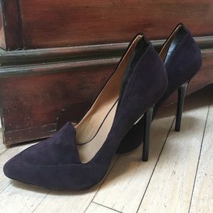 LAMB Dice Suede Pump Sz 10, never worn
