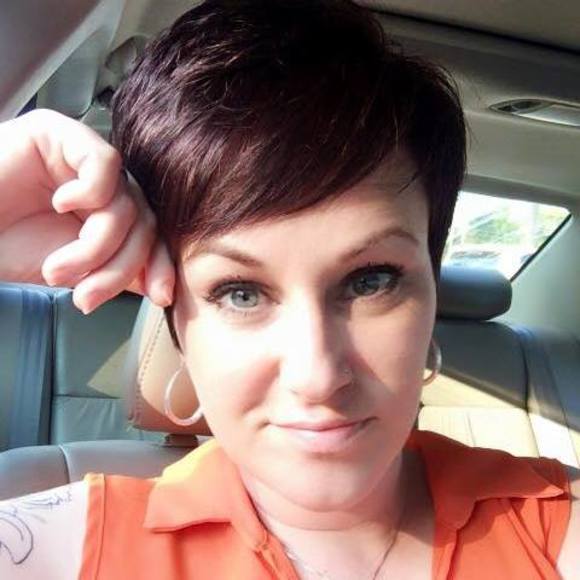 Meet your Posher, Brandi