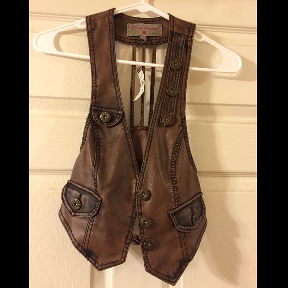Medium leather vest!