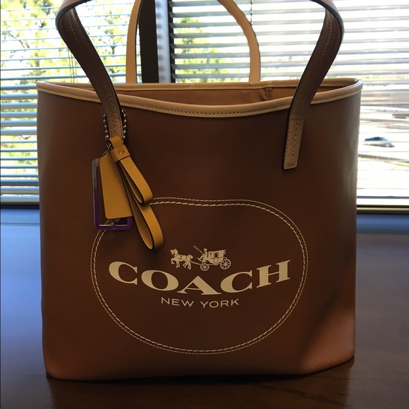 Coach Large Tote Brown/Tan
