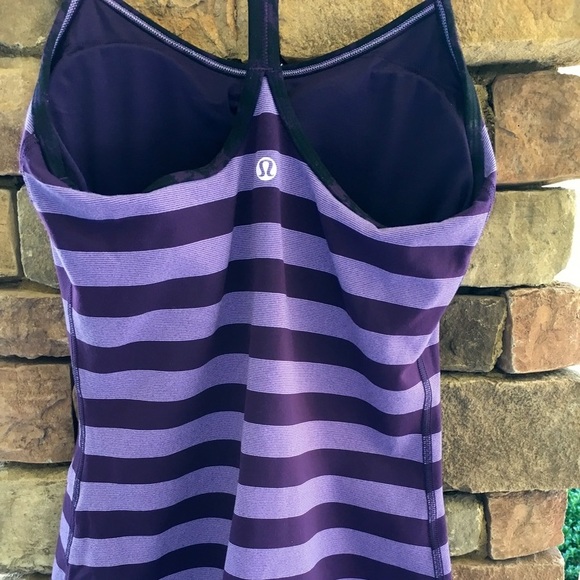 LULULEMON power y tank💕 - Picture 3 of 3