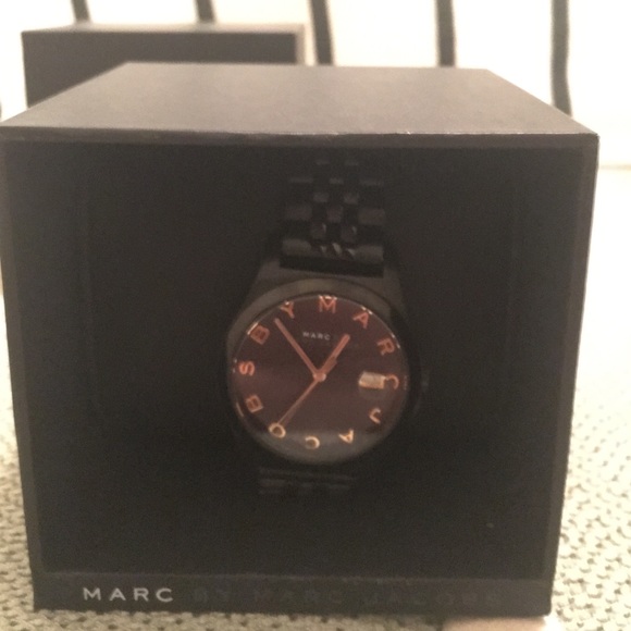 Marc Jacobs 'Henry Slim' Black Stainless Steel - Picture 2 of 3