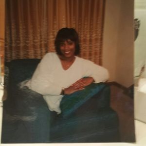 Meet your Posher, Selena