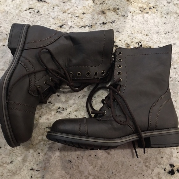 NWT Brown Combat Boots