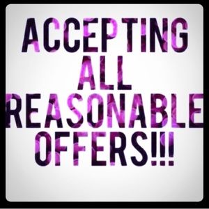 ACCEPTING ALL REASONABLE OFFERS! ❤️
