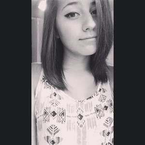 Meet your Posher, Nina