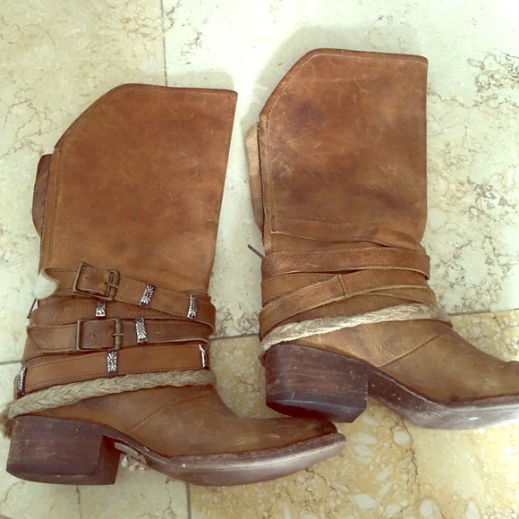 Freebird by Steve Madden Boots