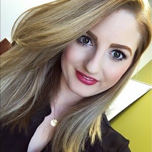 Meet your Posher, Zoe