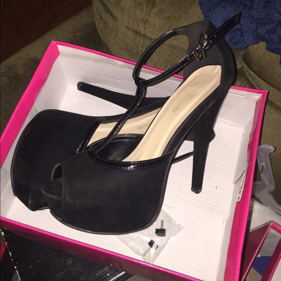 Black heels