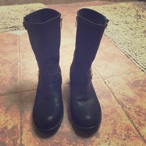 Good condition Vince Camino black leather boots