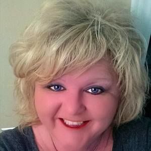 Meet your Posher, Janet