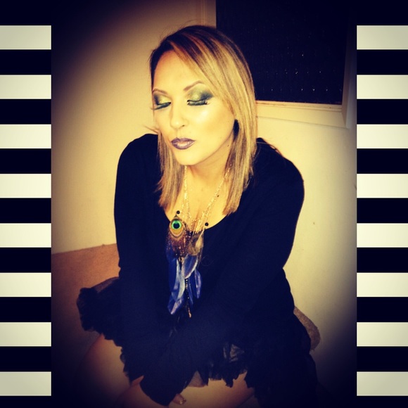 Meet your Posher, Amanda - Picture 4 of 4