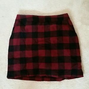 Plaid skirt with pockets