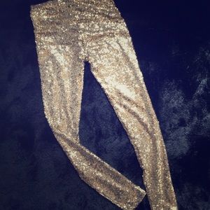 Gianni Bini gold sequin legging