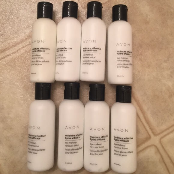 Avon Other - 8 Avon make up removers
