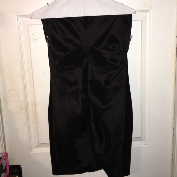 ❤️HOMECOMING DRESS❤️ - Picture 2 of 4