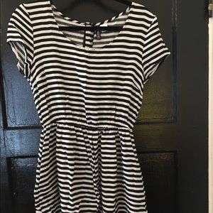 Black and White H&M fit and flare mini dress