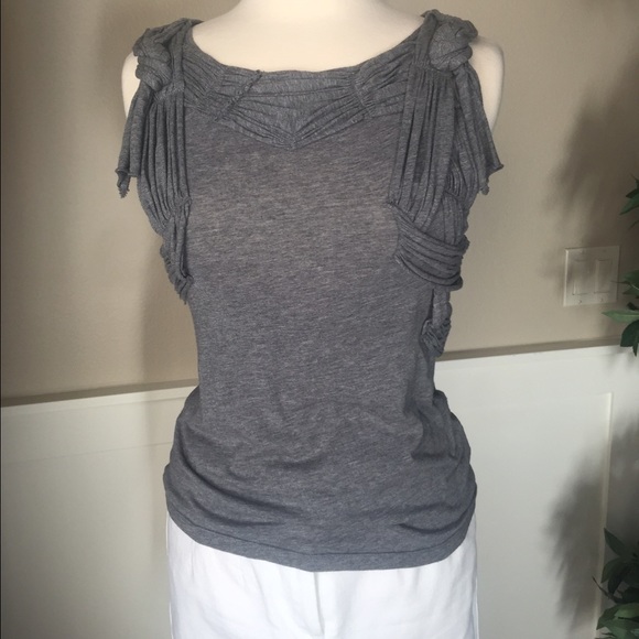 Deletta Tops - Deletta Unique Gray sleeveless top.