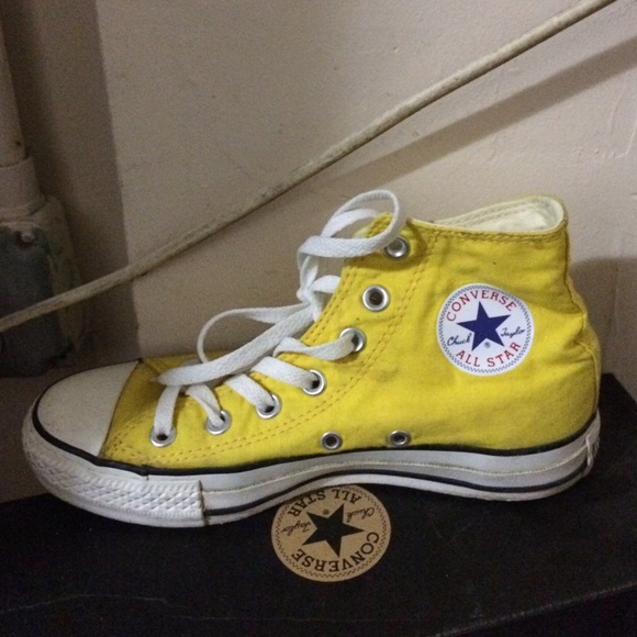 Yellow converse