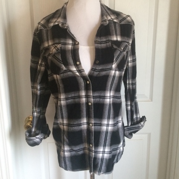 Mossimo button down flannel L