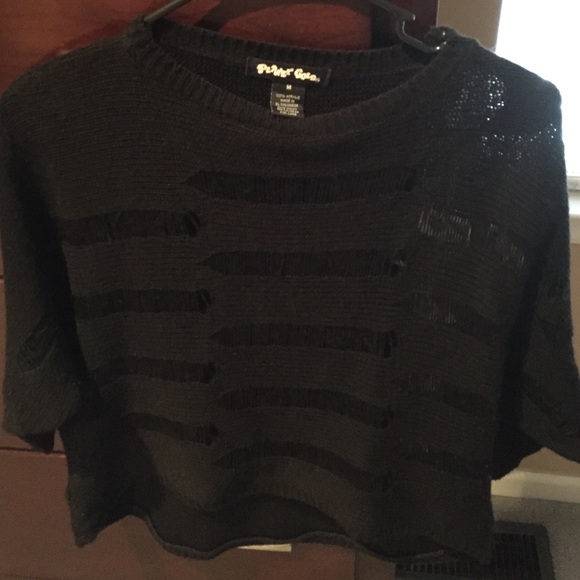 Adorable shredded sweater