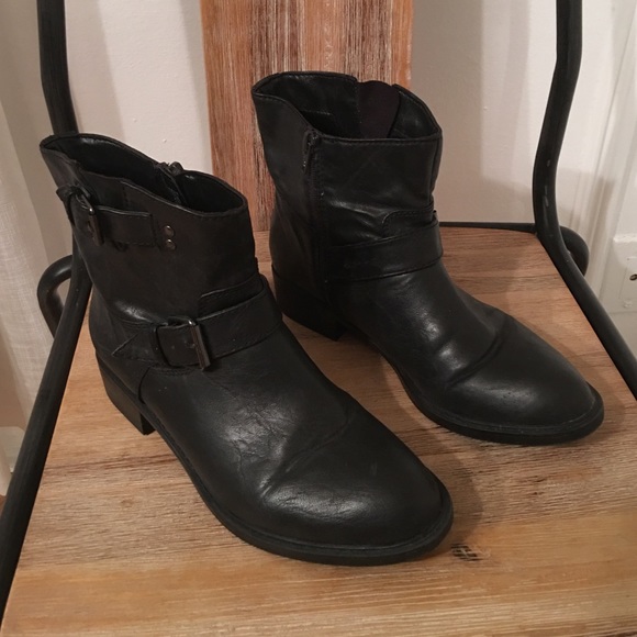 Mossimo black moto boot size 8.5!