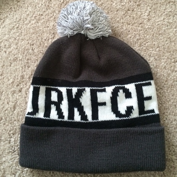 Knit Pom beanie