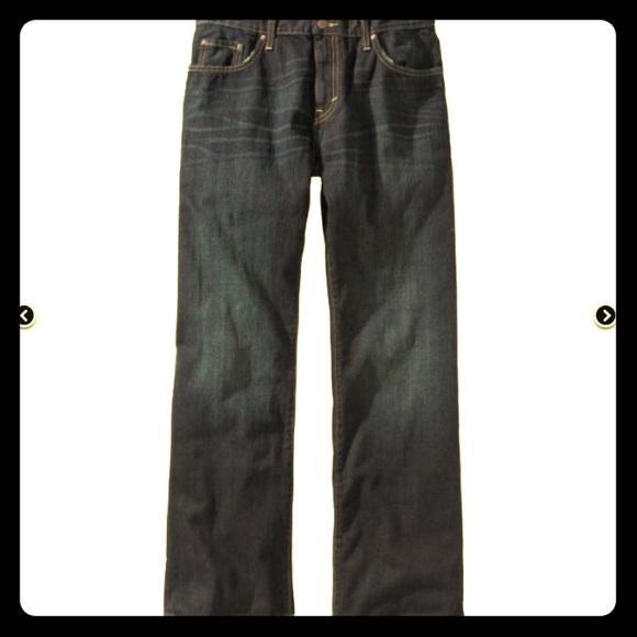 SOLD!! NWT Men's ON Loose fit jeans dark