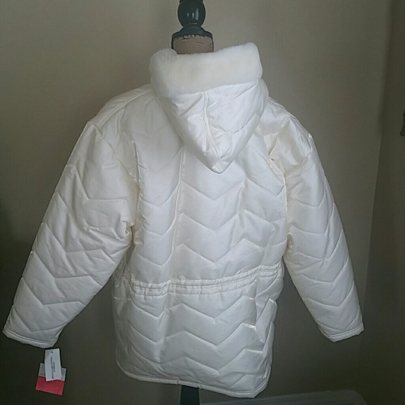 Cream Hooded Puffy Jacket - Picture 2 of 4