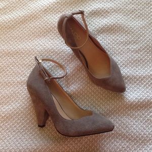 ALDO Grey Heels
