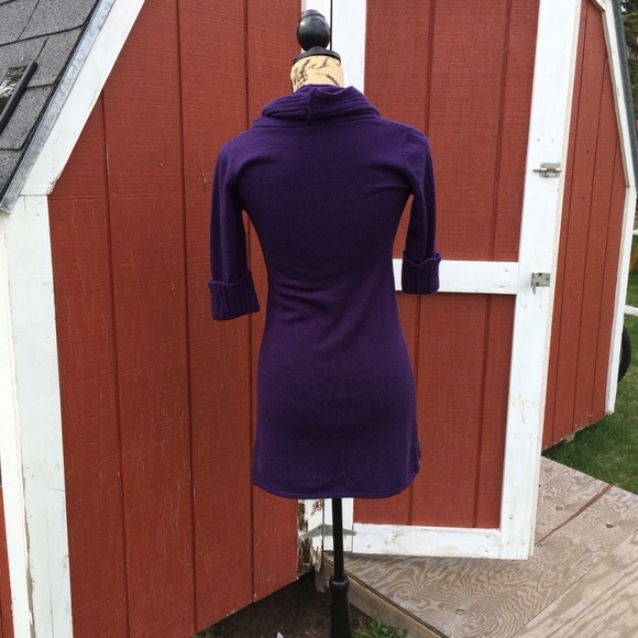 HOLD Takeout Sweater Dress - Picture 2 of 2