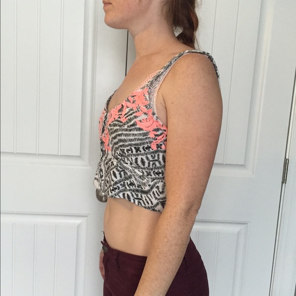 Crop top - Picture 4 of 4