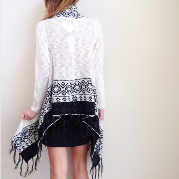 LAST ITEM | new | fringe cardigan - Picture 4 of 4