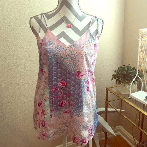 CUTE floral tank