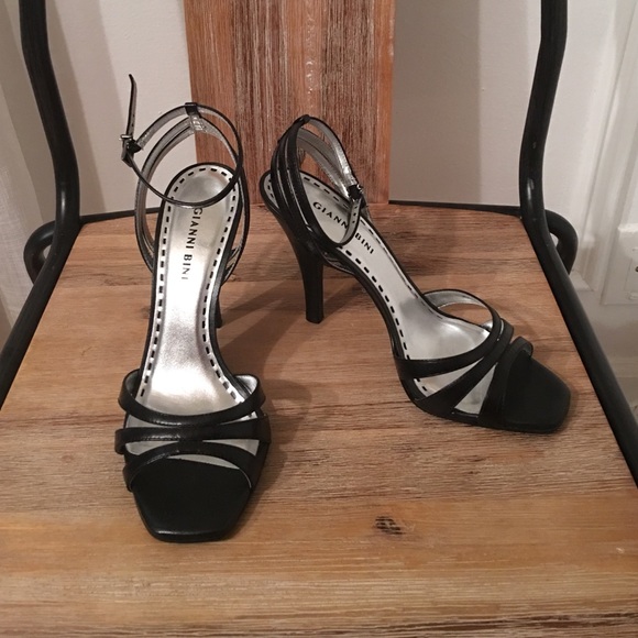 Gianni Bini black ankle strap heels! Worn once!
