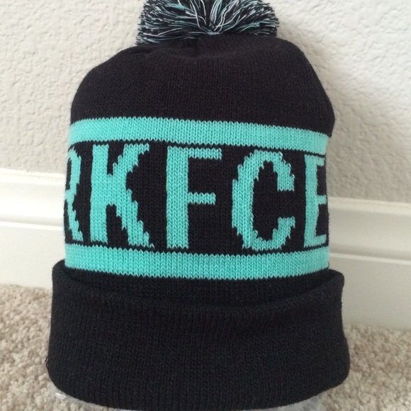 Knit Pom beanie black mint