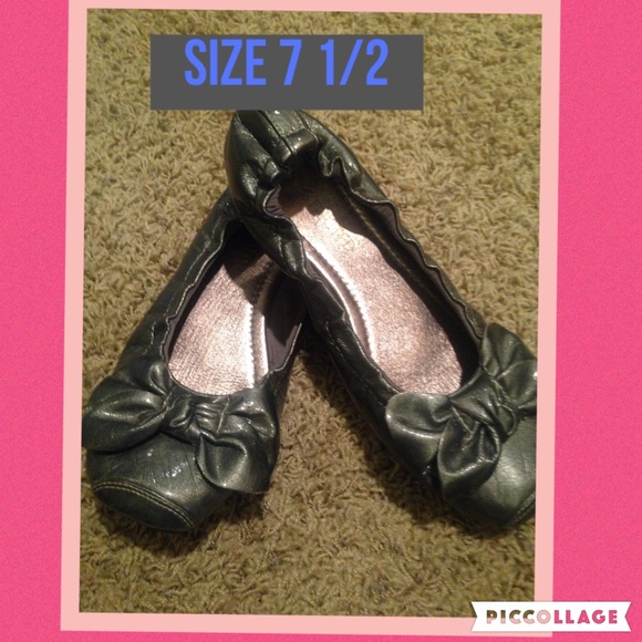 Pewter Flat with Bow by Restricted